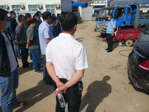 七進宣傳丨正陽交警開展駕駛人現場宣講，強化機動車駕駛員培訓